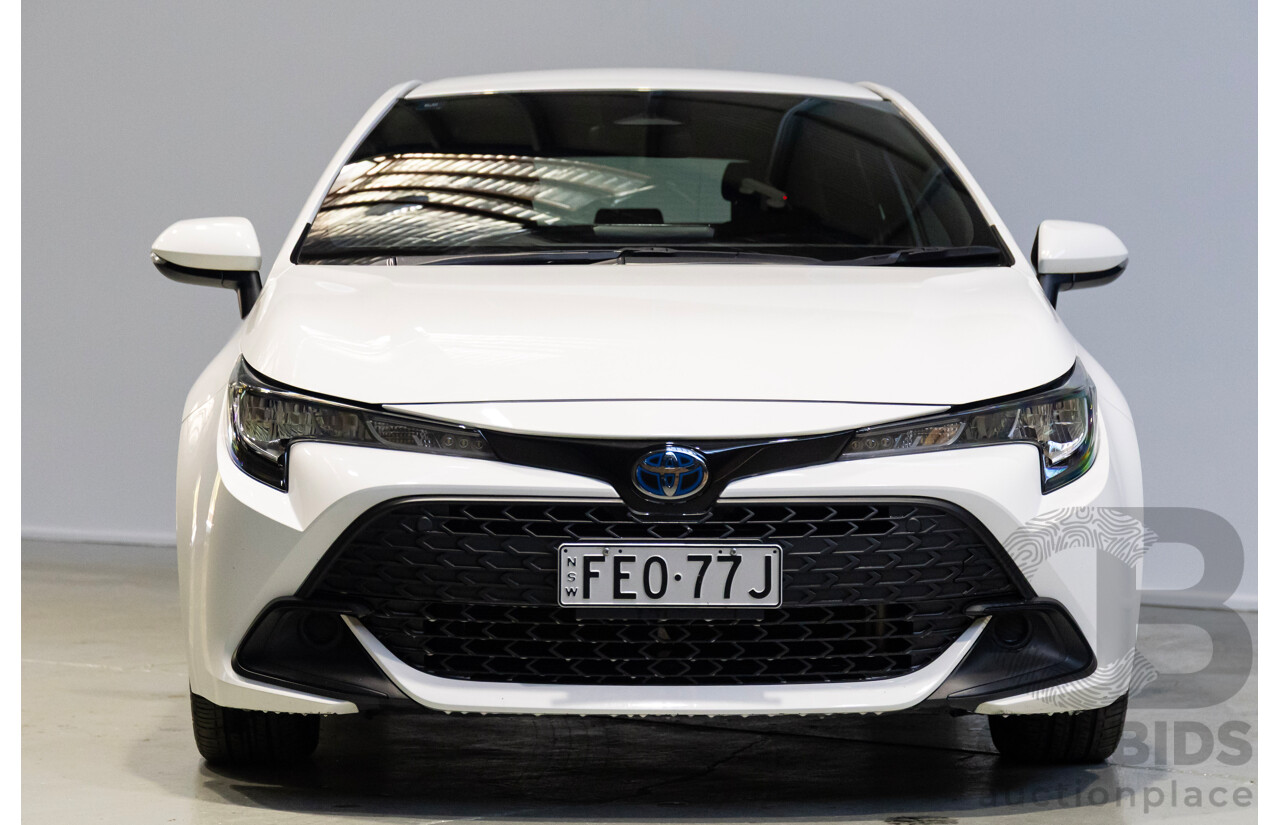 01/2024 Toyota Corolla Ascent Sport Hybrid ZWE219R 5D Hatchback White 1.8L