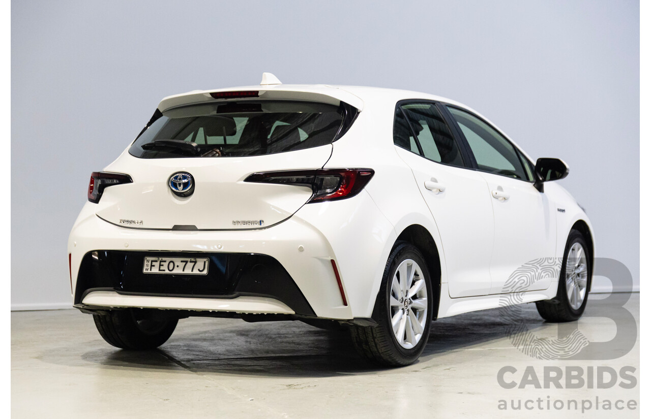 01/2024 Toyota Corolla Ascent Sport Hybrid ZWE219R 5D Hatchback White 1.8L