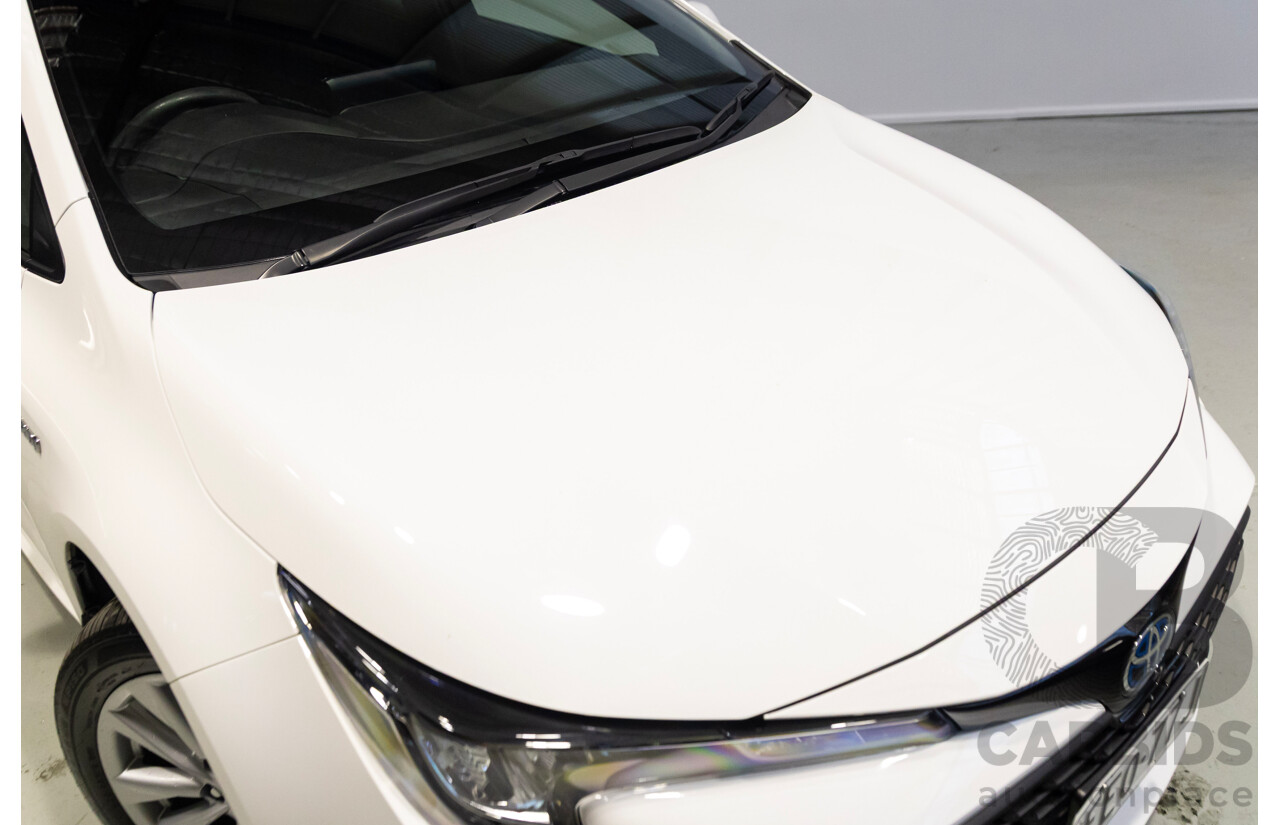 01/2024 Toyota Corolla Ascent Sport Hybrid ZWE219R 5D Hatchback White 1.8L