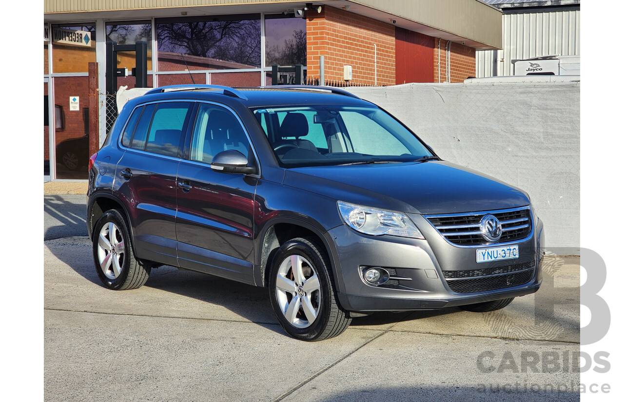 01/2011 Volkswagen Tiguan 147 TSI 5NC MY11 4d Wagon Grey 2.0L