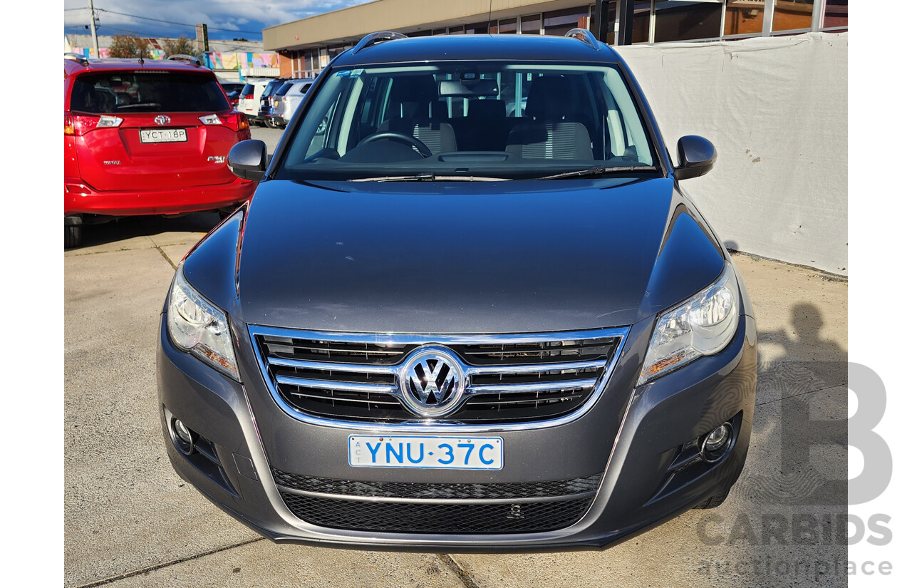 01/2011 Volkswagen Tiguan 147 TSI 5NC MY11 4d Wagon Grey 2.0L