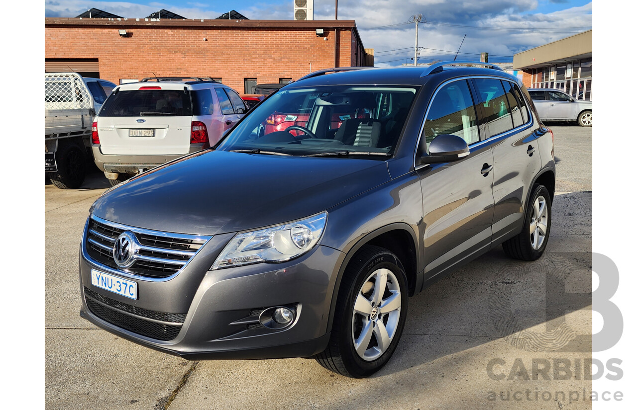 01/2011 Volkswagen Tiguan 147 TSI 5NC MY11 4d Wagon Grey 2.0L