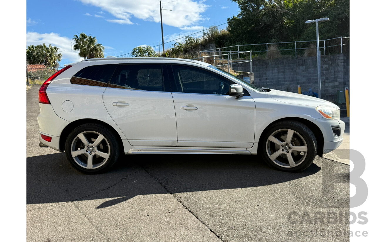 03/2012 Volvo Xc60 T6 R-DESIGN (AWD) AWD DZ MY12 4D Wagon White 3.0L