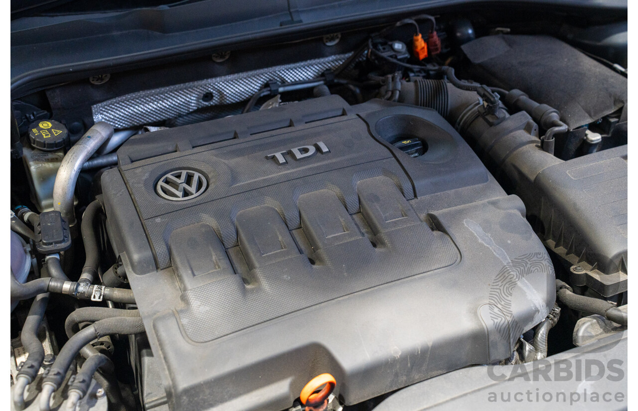 11/2013 Volkswagen Golf 110 TDI Highline 5d Hatchback Blue Turbo Diesel 2.0L