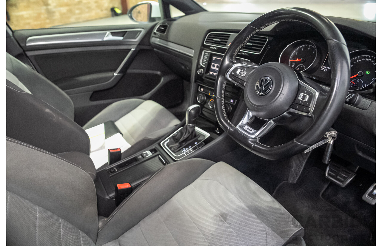 02/2015 Volkswagen Golf 103 TSI Highline AU MY15 5D Hatchback White Turbo 1.4L