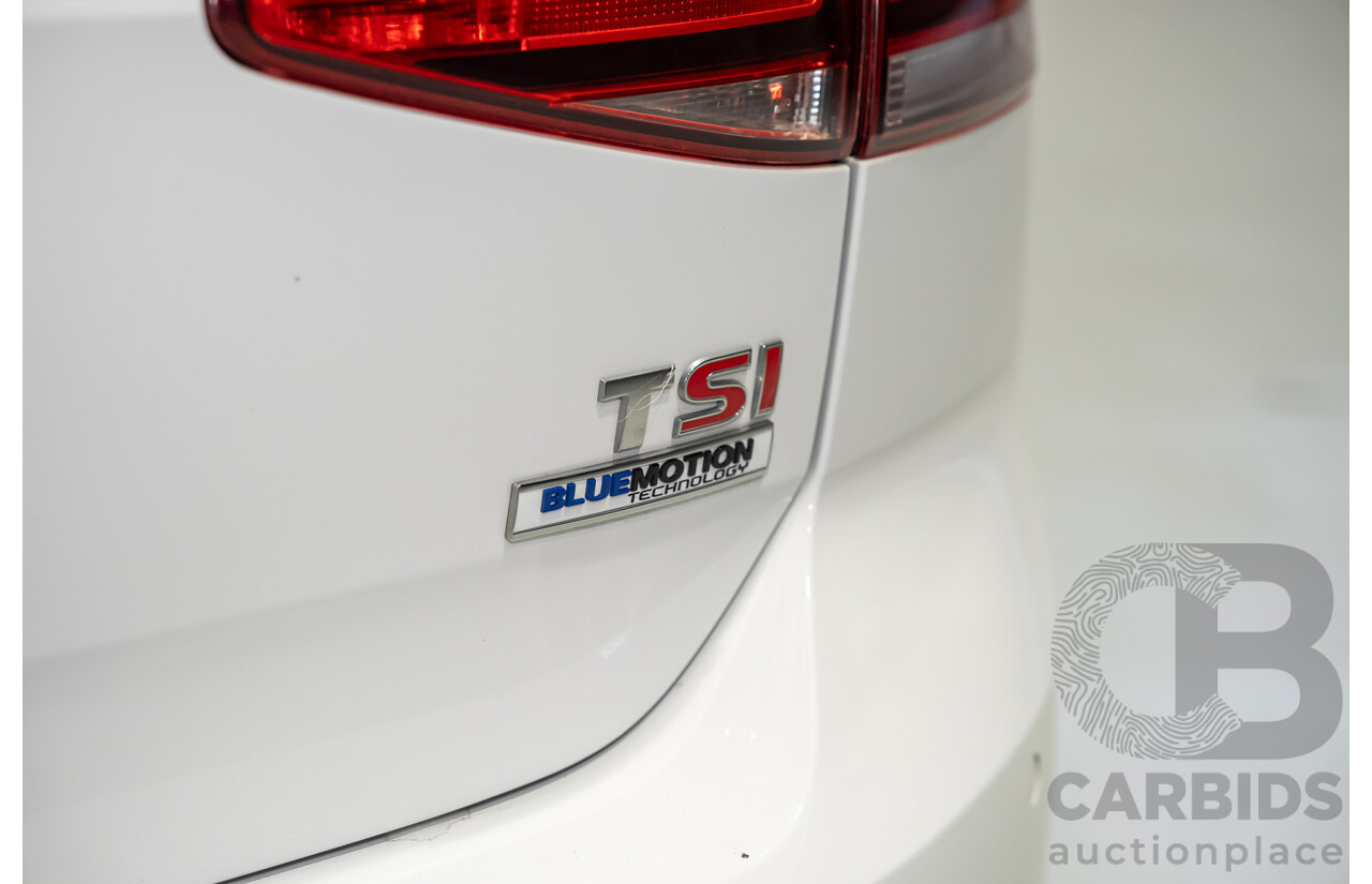 02/2015 Volkswagen Golf 103 TSI Highline AU MY15 5D Hatchback White Turbo 1.4L