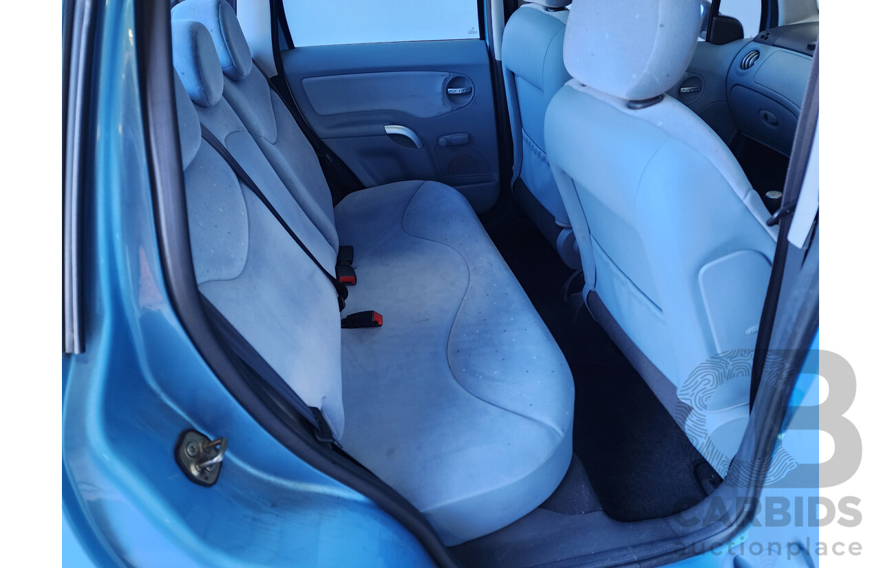 01/2004 Citroen C3 SX  5d Hatchback Blue 1.4L