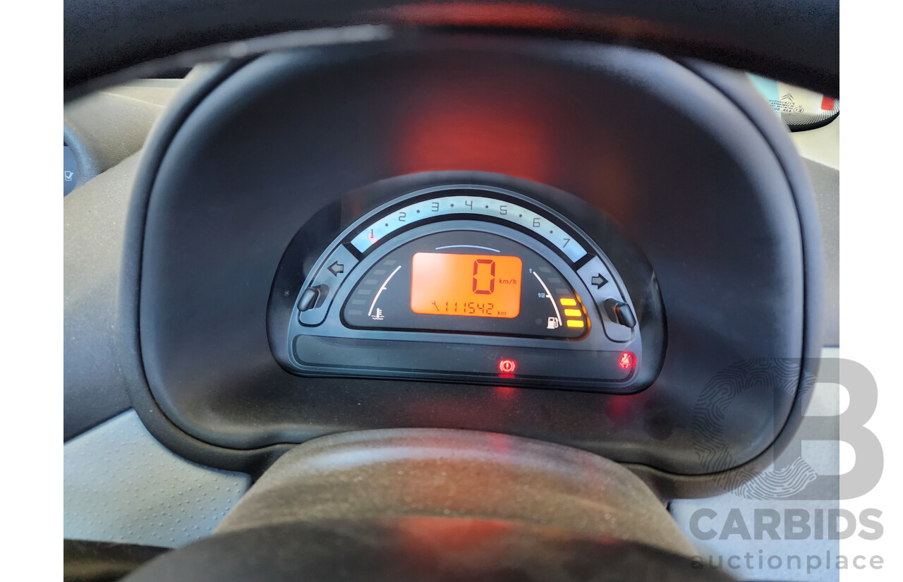 01/2004 Citroen C3 SX  5d Hatchback Blue 1.4L