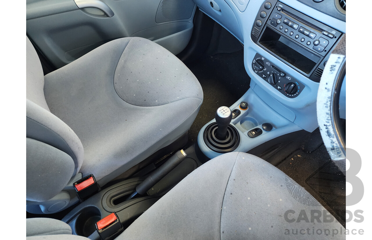 01/2004 Citroen C3 SX  5d Hatchback Blue 1.4L