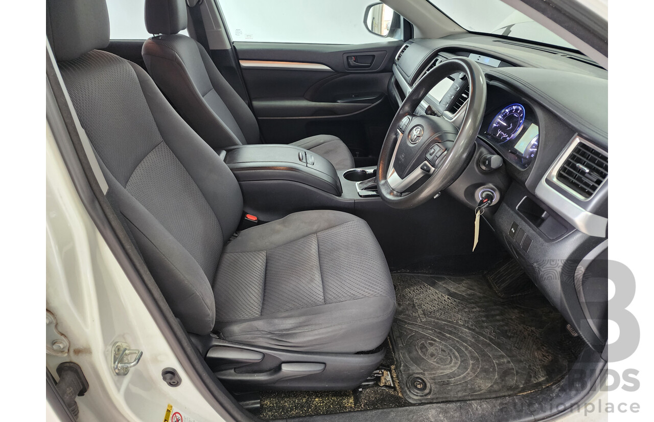 08/2014 Toyota Kluger GX (4x2) GSU50R 4d Wagon White 3.5L
