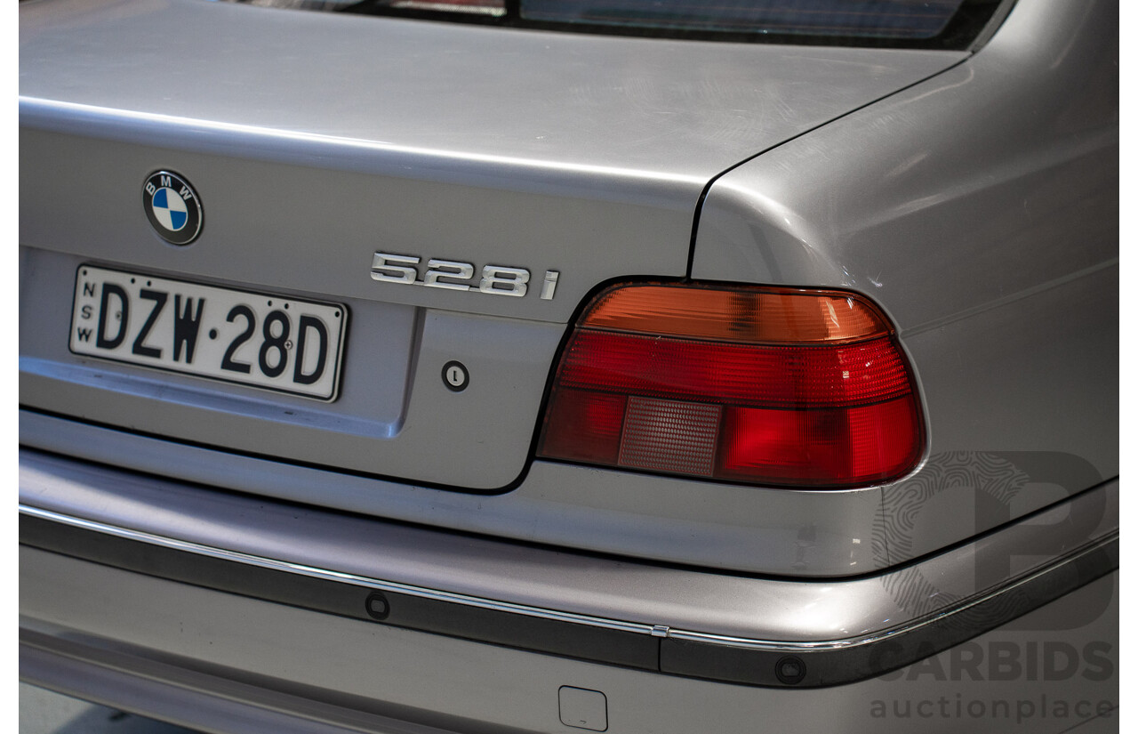 09/1996 BMW 528i Sedan Grey 2.8L