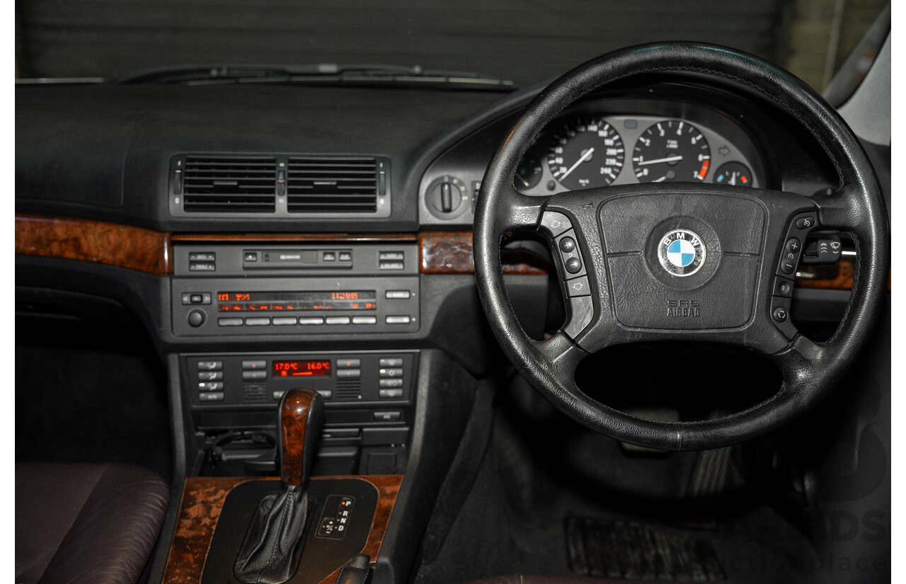 09/1996 BMW 528i Sedan Grey 2.8L