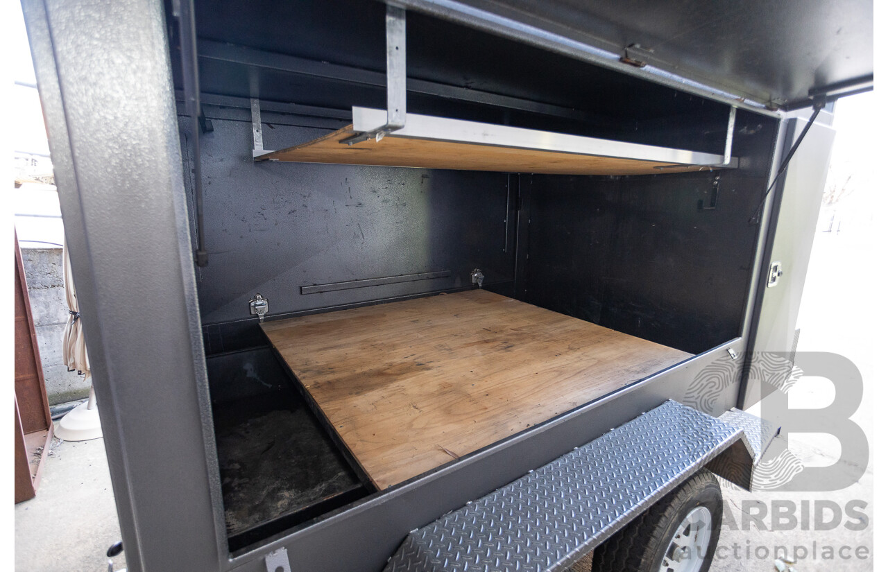 1/2022  8' x 5' Tandem Axle Tradesman Trailer