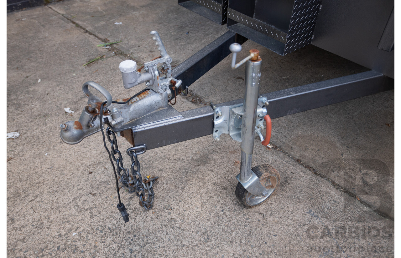 1/2022  8' x 5' Tandem Axle Tradesman Trailer
