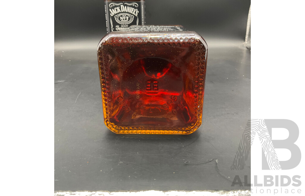 JACK DANIELS 1.136L  - Lot of 2