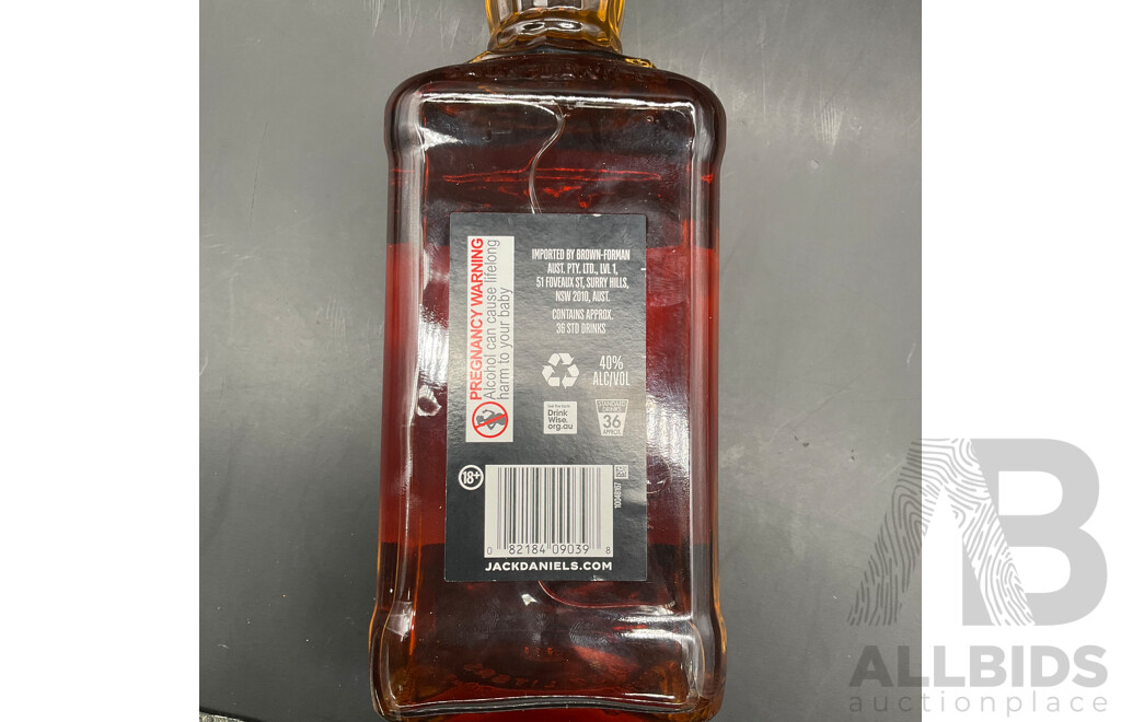 JACK DANIELS 1.136L  - Lot of 2