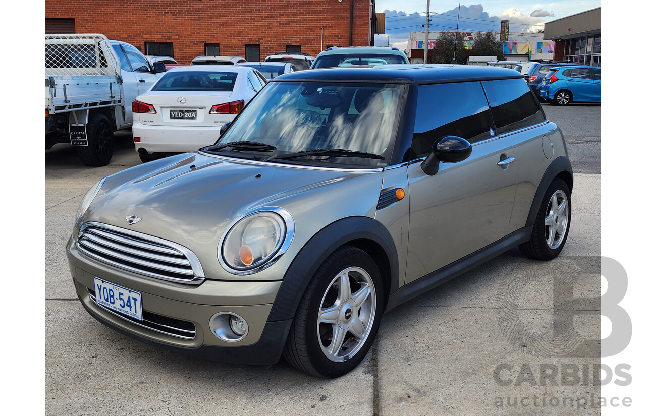 06/2009 Mini Cooper  R56 2d Hatchback Silver 1.6L