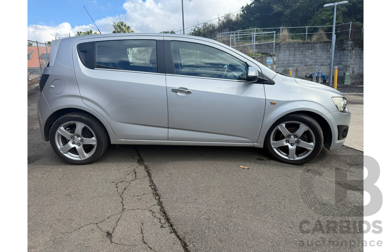 09/2013 Holden Barina CDX FWD TM MY14 5D Hatchback Silver 1.6L