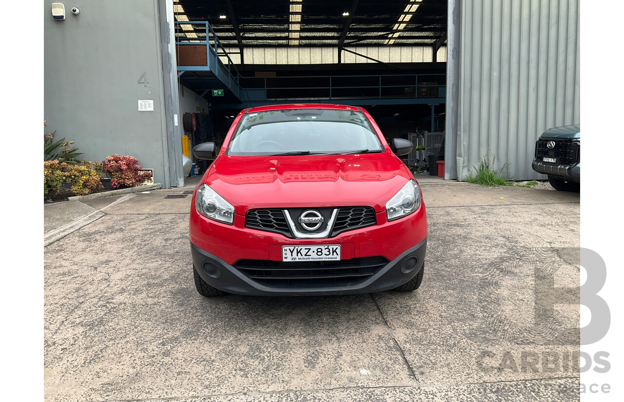 05/2014 Nissan Dualis ST J10 MY13 4d Wagon Red 2.0L