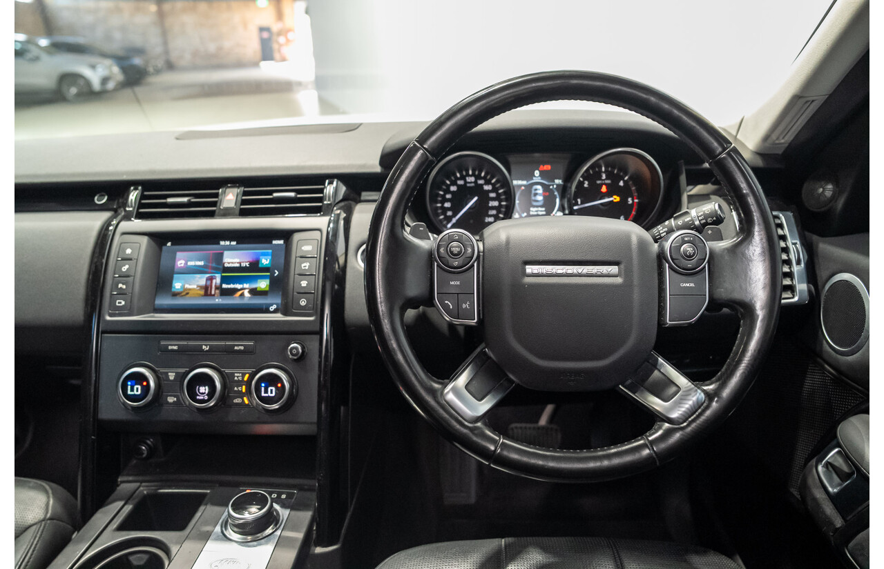 01/2018 Land Rover Discovery SD4 SE (4WD) MY18 4d Wagon Fuji White Turbo Diesel 2.0L - 7 Seater