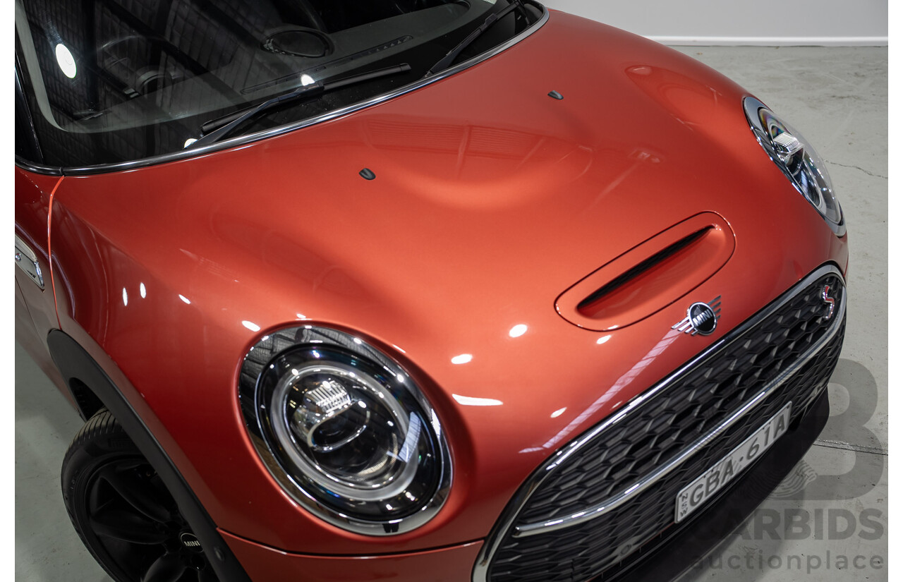 06/2020 Mini Clubman Cooper S F54 LCI 4d Wagon Indian Red Metallic Turbo 2.0L