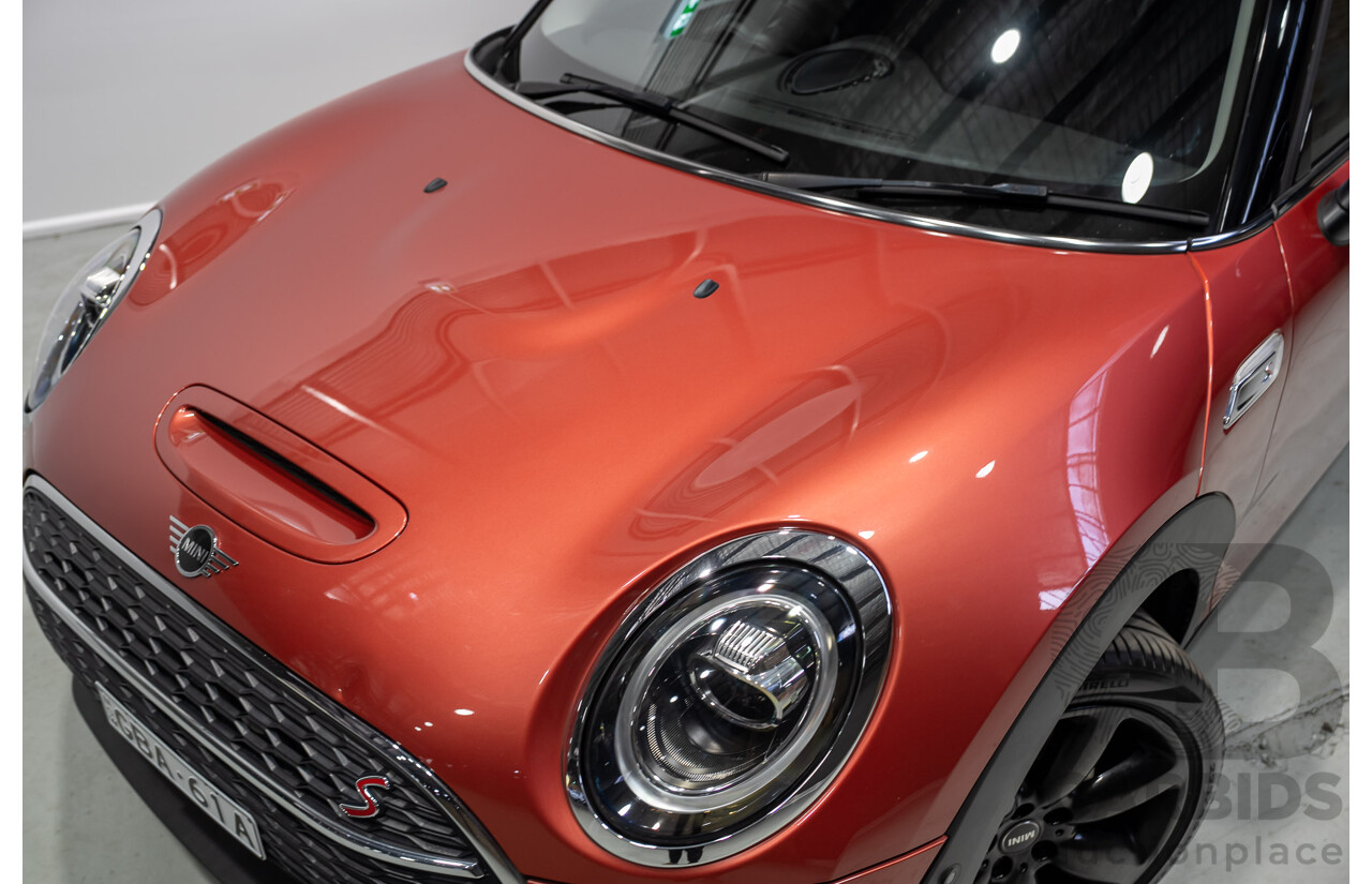 06/2020 Mini Clubman Cooper S F54 LCI 4d Wagon Indian Red Metallic Turbo 2.0L