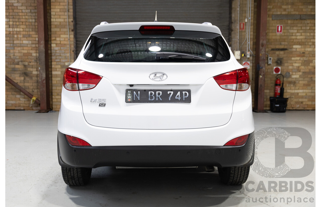 04/2015 Hyundai Ix35 SE LM Series II 4d Wagon White 2.0L