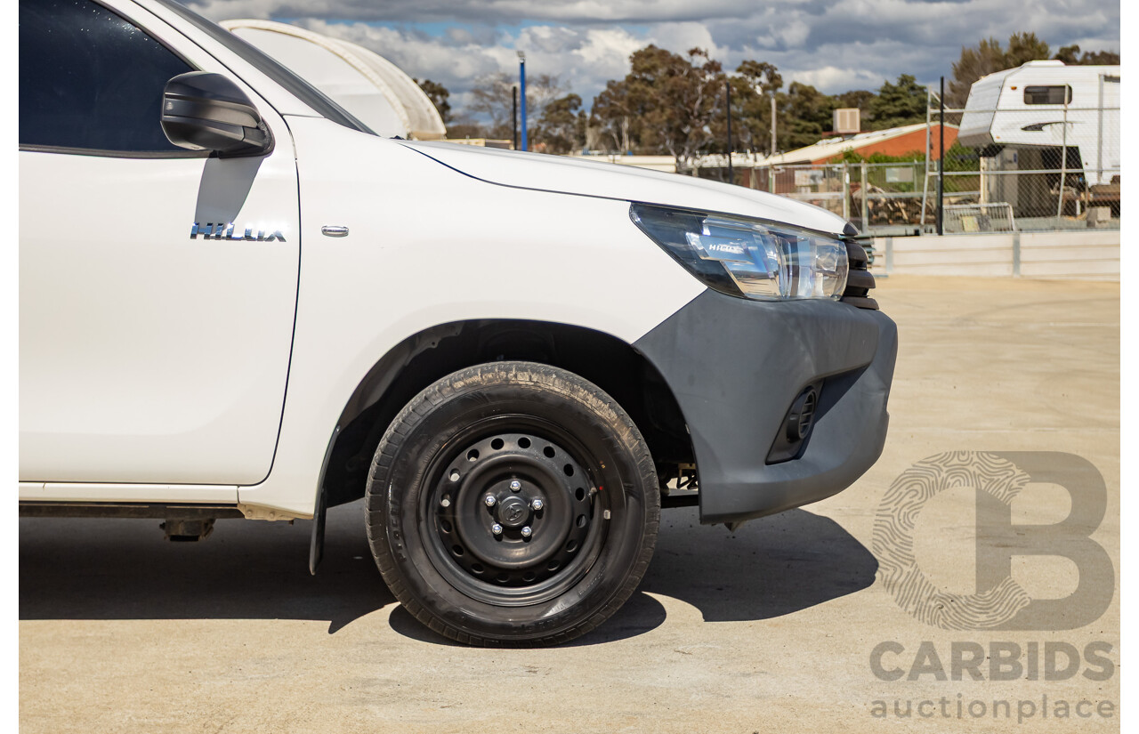 06/2018 Toyota Hilux Workmate TGN121R MY17 C/Chas White 2.7L