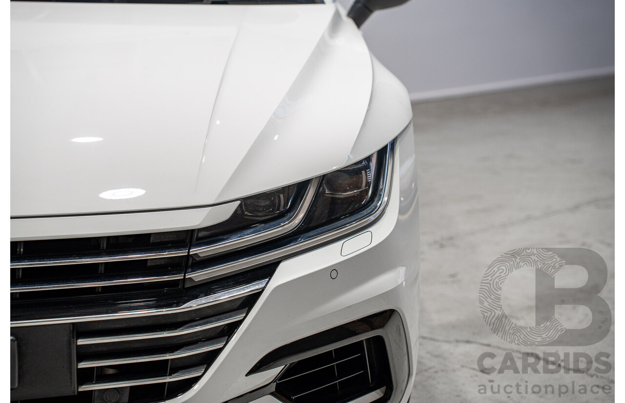 10/2017 Volkswagen Arteon 206TSI R-Line (AWD) MY18 5d Liftback White Turbo 2.0L