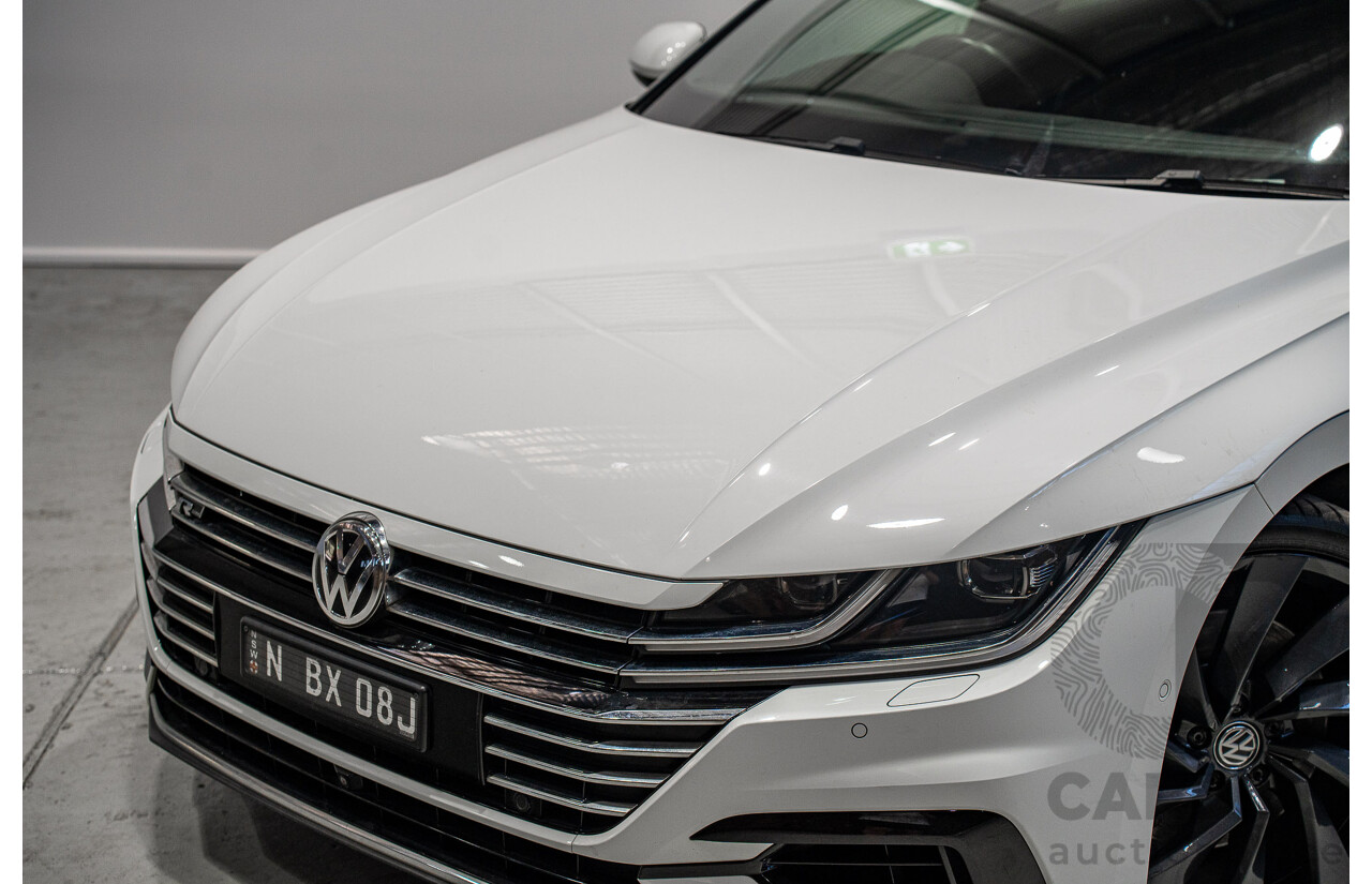 10/2017 Volkswagen Arteon 206TSI R-Line (AWD) MY18 5d Liftback White Turbo 2.0L