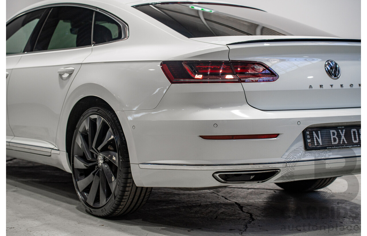 10/2017 Volkswagen Arteon 206TSI R-Line (AWD) MY18 5d Liftback White Turbo 2.0L