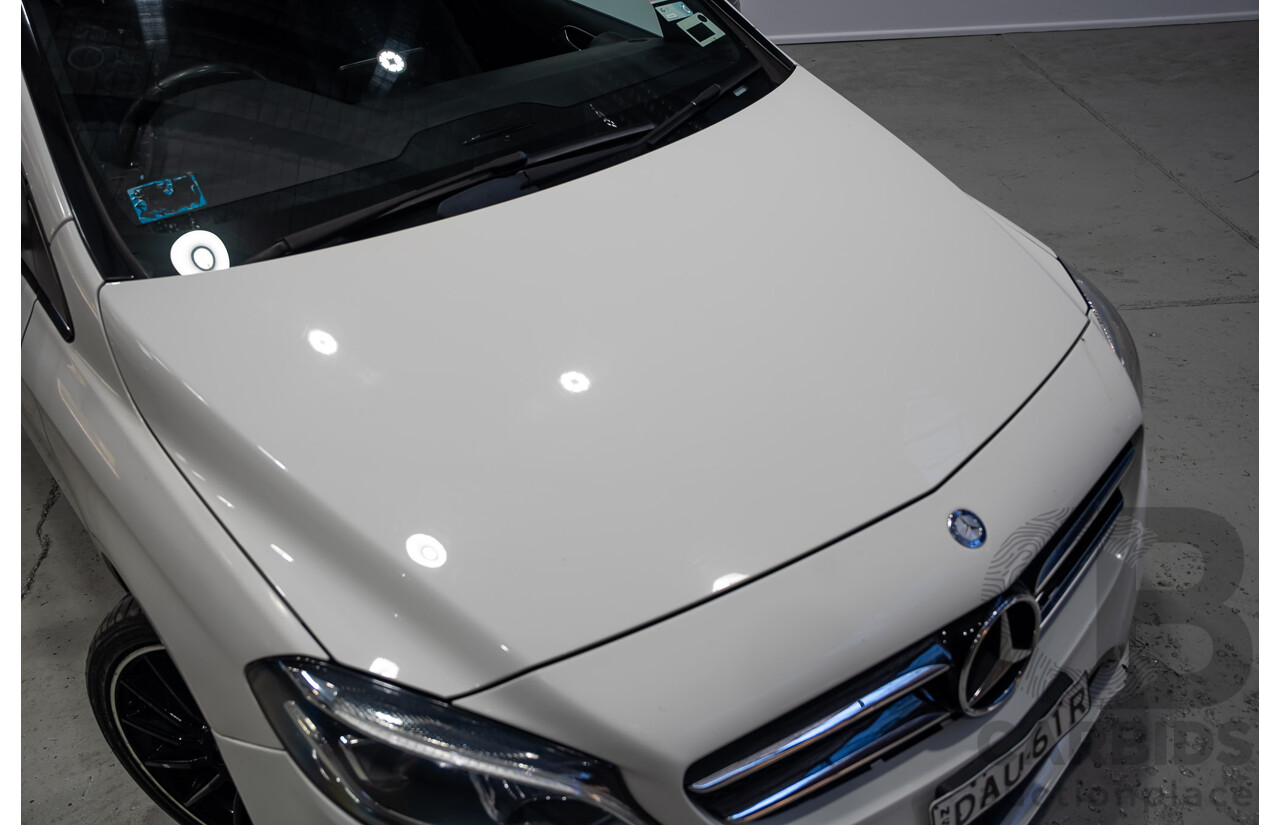 07/2015 Mercedes-Benz B250 4MATIC (AWD) 246 MY15 5D Hatchback Calcite White Turbo 2.0L