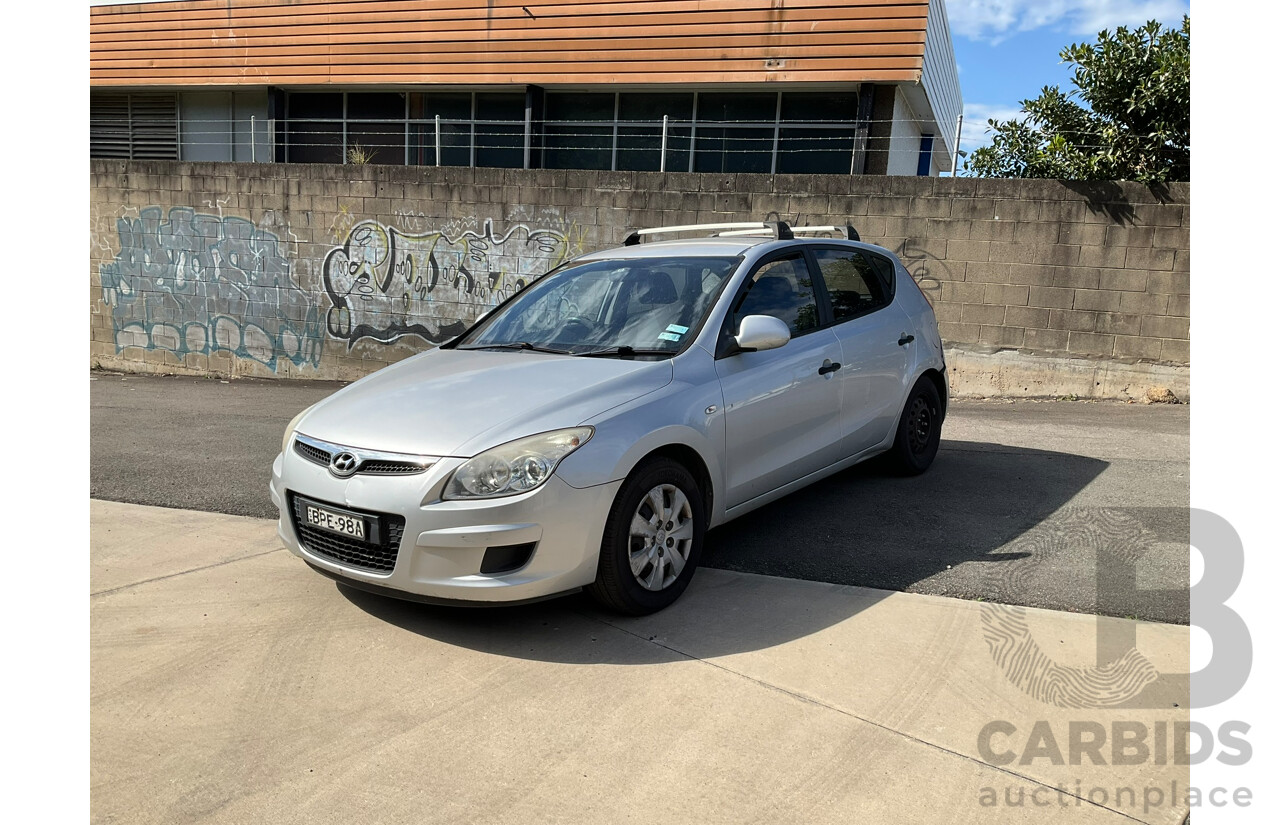 05/2010 Hyundai I30 SX 1.6 CRDi FD MY10 5D Hatchback Silver Turbo Diesel 1.6L