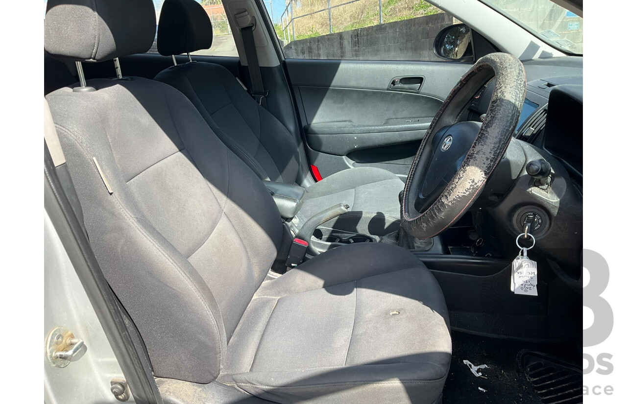 05/2010 Hyundai I30 SX 1.6 CRDi FD MY10 5D Hatchback Silver Turbo Diesel 1.6L