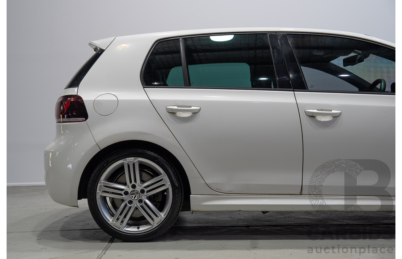 12/2012 Volkswagen Golf R (AWD) 1K MY13 5d Hatchback White Turbo 2.0L