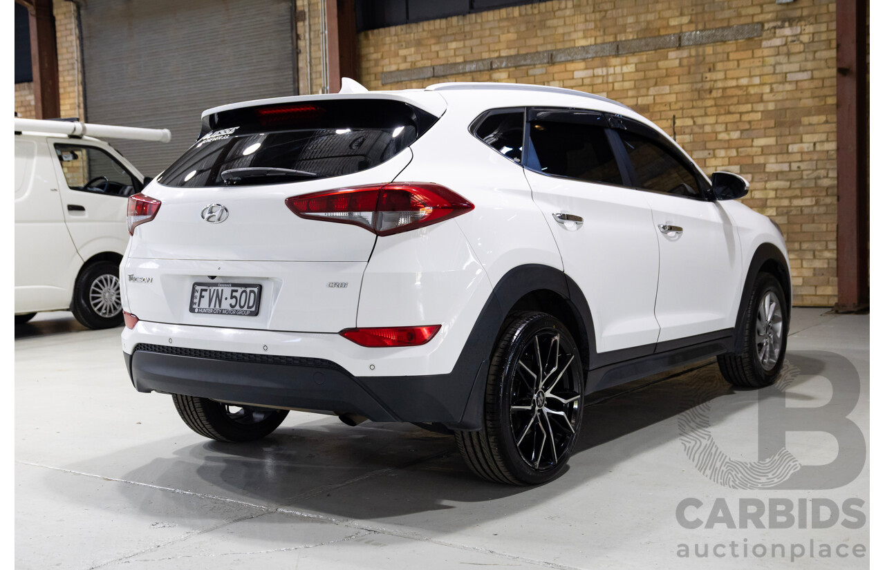 02/2016 Hyundai Tucson Elite R-SERIES (AWD) TLE 4d Wagon Polar White 2.0L