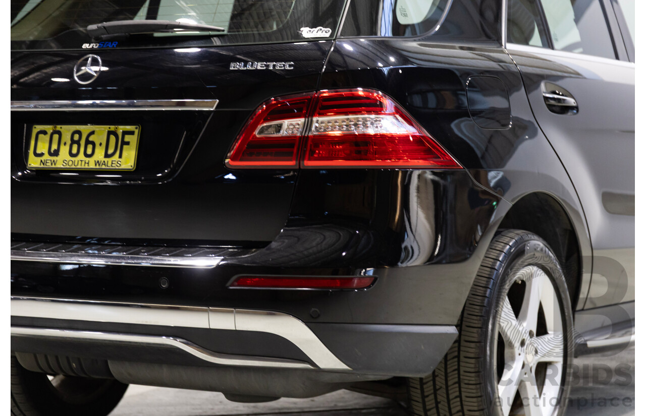 07/2015 Mercedes-Benz ML250 CDI BLUETEC (4x4) 166 MY15 4D Wagon Black Turbo Diesel 2.1L
