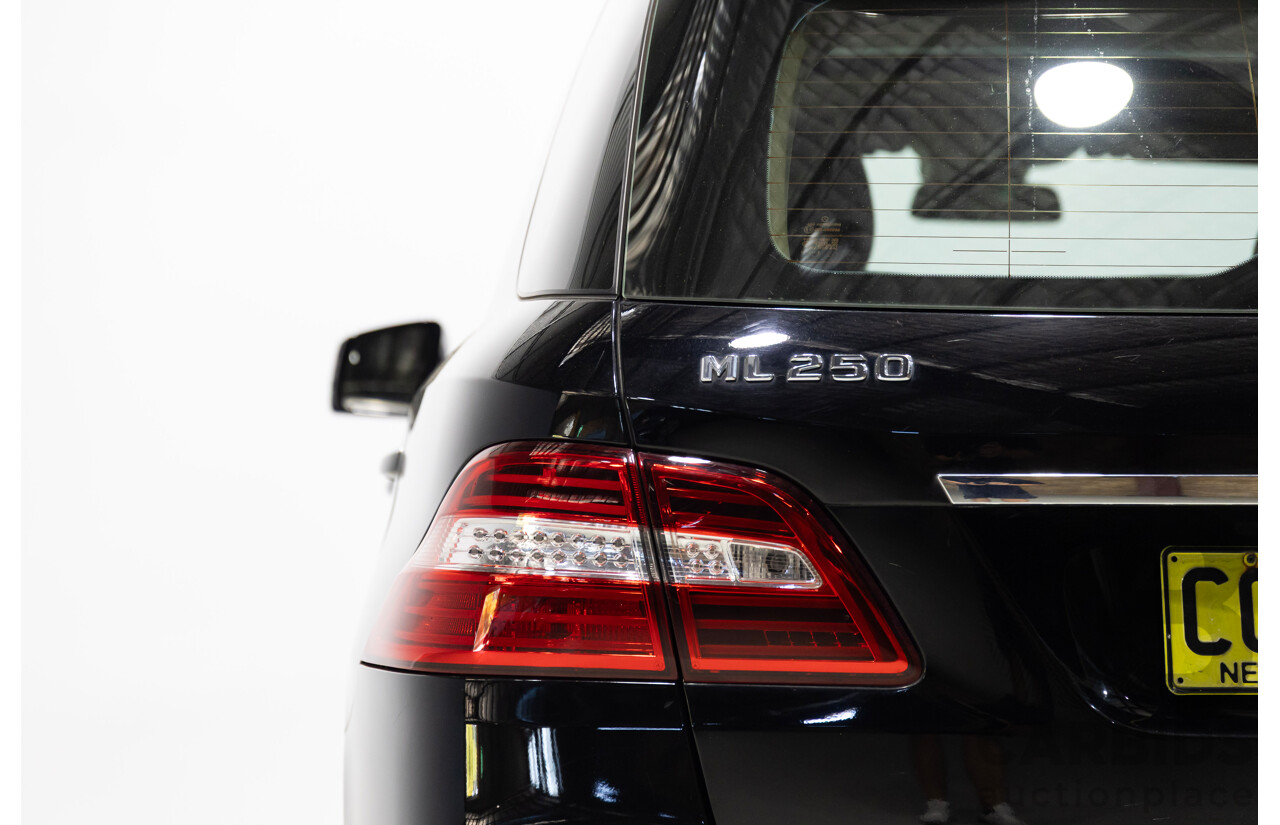 07/2015 Mercedes-Benz ML250 CDI BLUETEC (4x4) 166 MY15 4D Wagon Black Turbo Diesel 2.1L