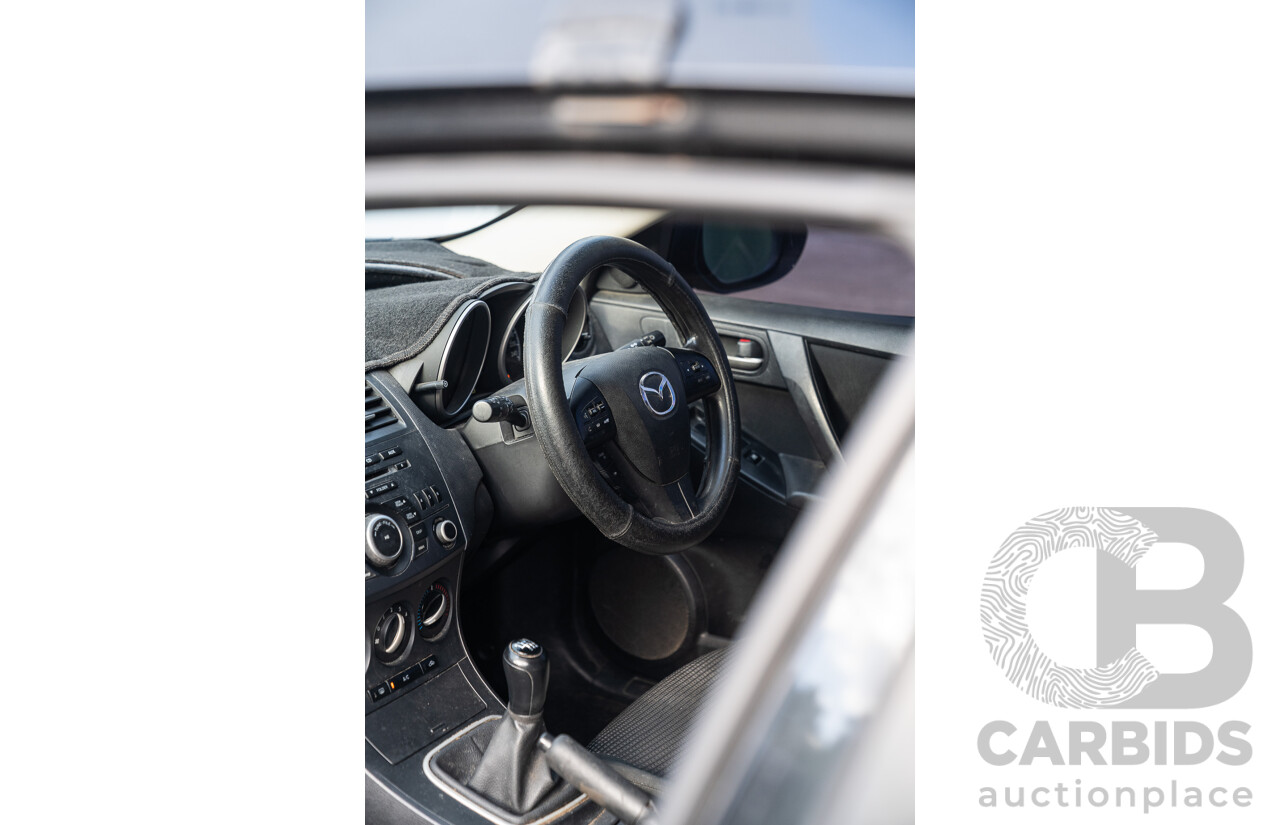 01/2013 Mazda 3 Neo BL MY13 5d Hatchback Black 2.0L
