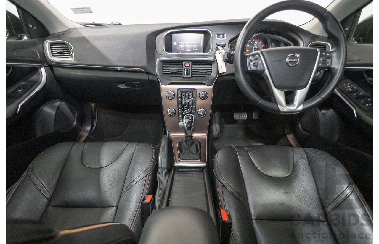 11/2016 Volvo V40 T5 Luxury Cross Country MY17 4D Wagon Osmium Grey Metallic 2.0L