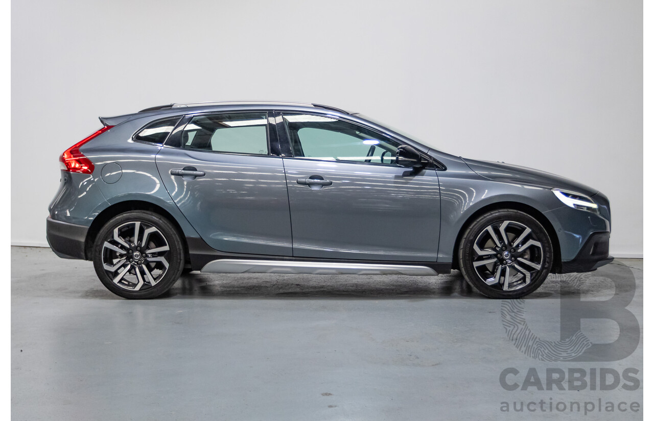 11/2016 Volvo V40 T5 Luxury Cross Country MY17 4D Wagon Osmium Grey Metallic 2.0L
