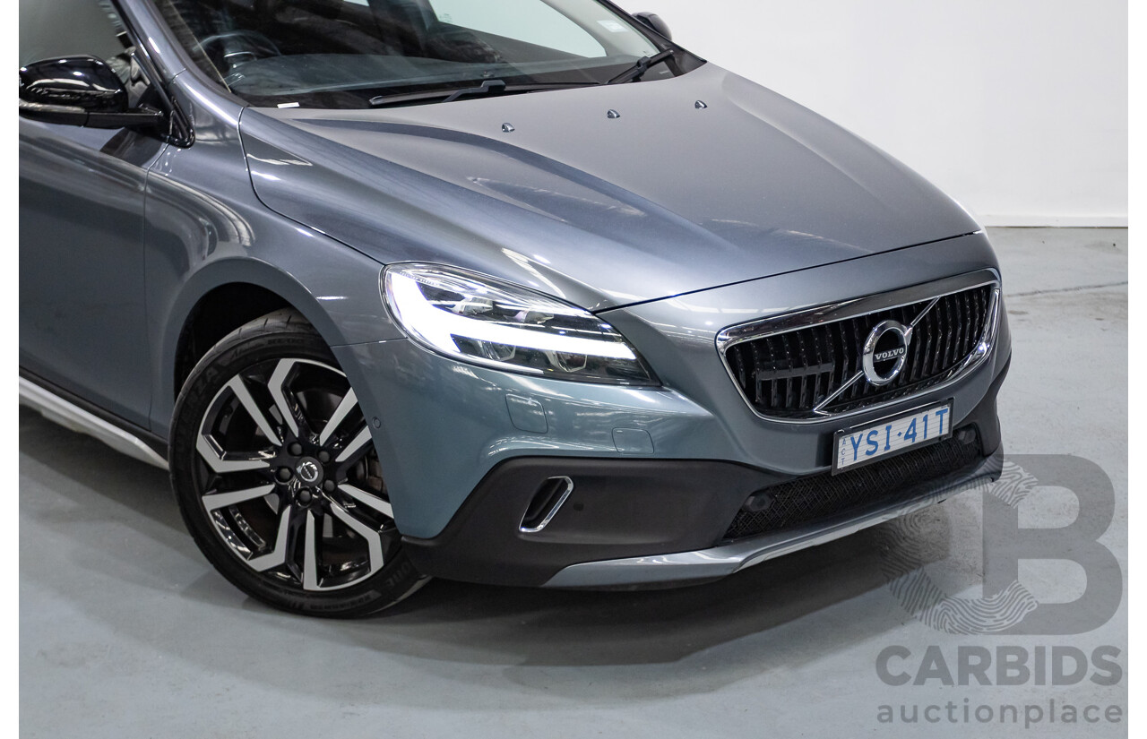 11/2016 Volvo V40 T5 Luxury Cross Country MY17 4D Wagon Osmium Grey Metallic 2.0L