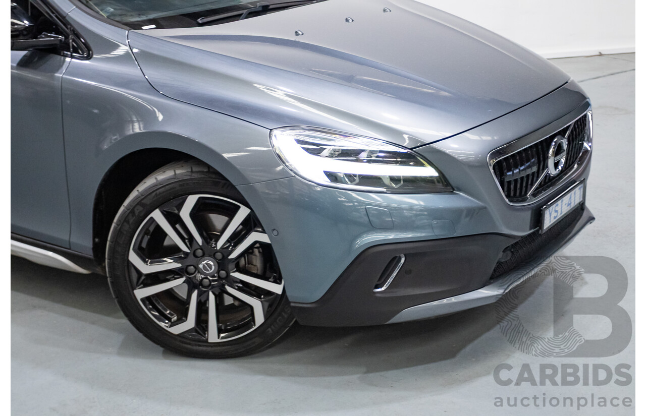 11/2016 Volvo V40 T5 Luxury Cross Country MY17 4D Wagon Osmium Grey Metallic 2.0L