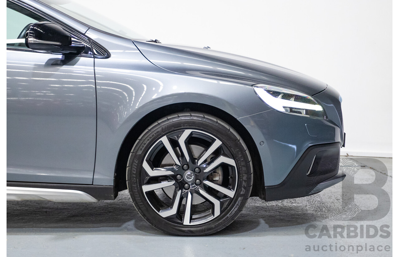 11/2016 Volvo V40 T5 Luxury Cross Country MY17 4D Wagon Osmium Grey Metallic 2.0L