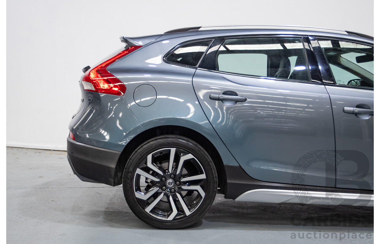 11/2016 Volvo V40 T5 Luxury Cross Country MY17 4D Wagon Osmium Grey Metallic 2.0L