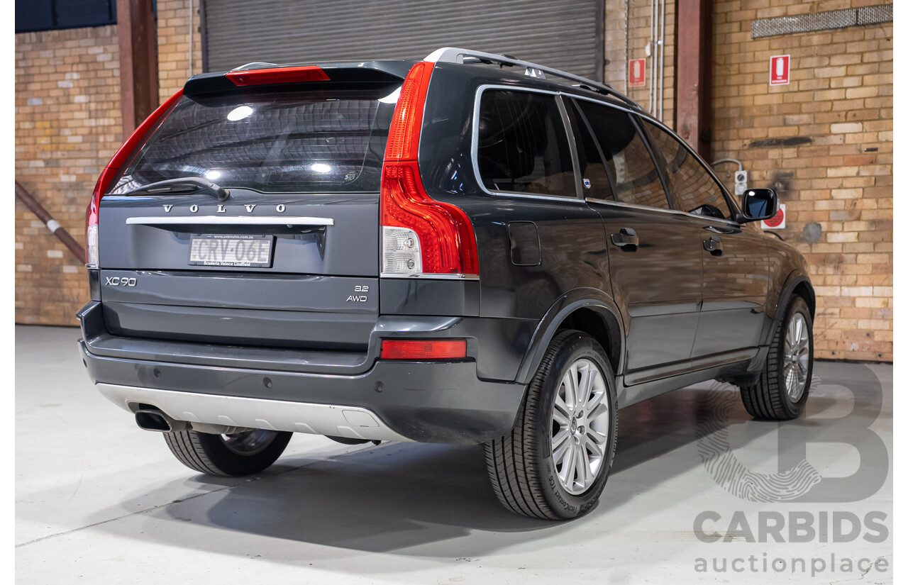02/2014 Volvo XC90 3.2 Executive (AWD) MY14 4d Wagon Grey 3.2L - 7 Seater