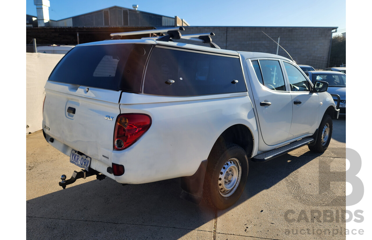 09/2009 Mitsubishi Triton GLX (4x4) MN MY10 Double Cab Utility White 2.5L