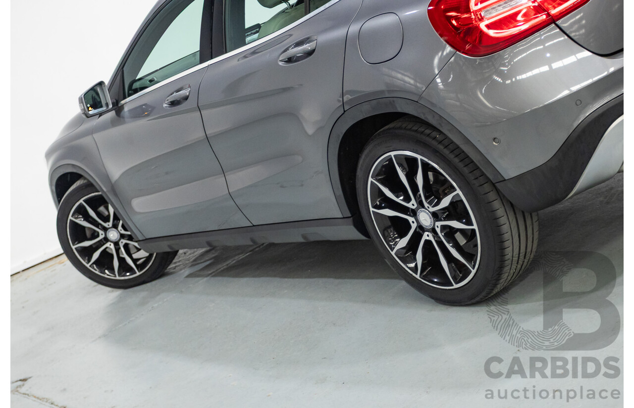 10/2015 Mercedes-Benz GLA 250 4Matic (AWD) X156 MY16 4d Wagon Mountain Grey Metallic Turbo 2.0L