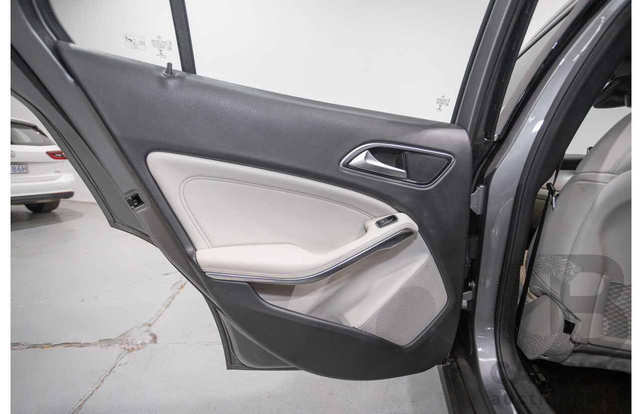 10/2015 Mercedes-Benz GLA 250 4Matic (AWD) X156 MY16 4d Wagon Mountain Grey Metallic Turbo 2.0L