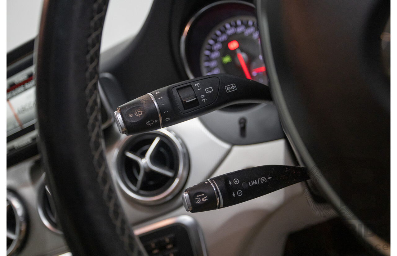 10/2015 Mercedes-Benz GLA 250 4Matic (AWD) X156 MY16 4d Wagon Mountain Grey Metallic Turbo 2.0L